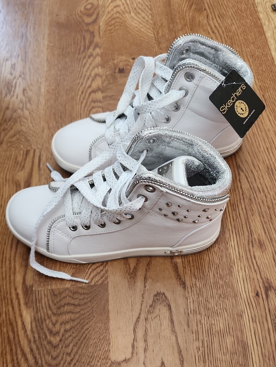 Skechers Other - NIB Skechers Girls Shoutouts Zipper Fancy High Top Sneakers White Silver Size 3